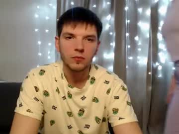 couple Live Porn On Cam with welly_berry