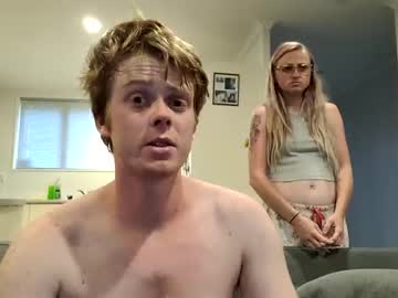 couple Live Porn On Cam with fluffybunnyxx