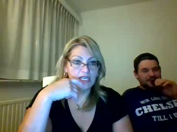 couple Live Porn On Cam with twisted_trish