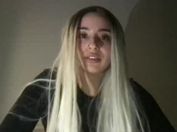 girl Live Porn On Cam with badteacher1994