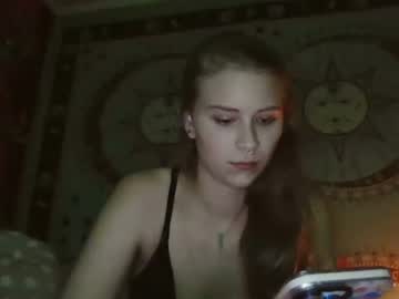 girl Live Porn On Cam with stonerbabe1313