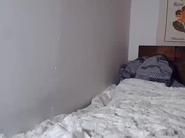 girl Live Porn On Cam with daisyyyxo
