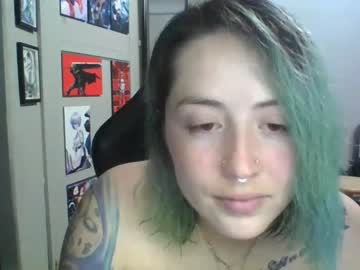 girl Live Porn On Cam with vampirekittee