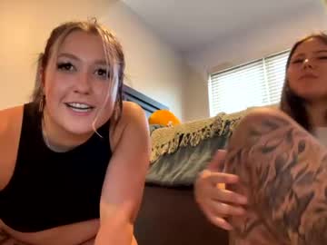 girl Live Porn On Cam with tatted_and_bratted