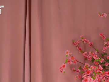 girl Live Porn On Cam with heey_iveta