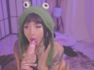 girl Live Porn On Cam with nekyra_san