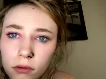 girl Live Porn On Cam with big_hails1