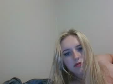 girl Live Porn On Cam with winewitch69