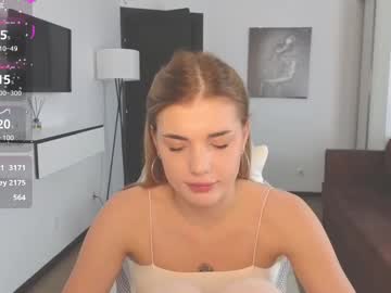 girl Live Porn On Cam with adrianawow1