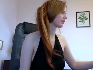 girl Live Porn On Cam with doll_lesli