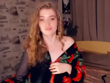 girl Live Porn On Cam with chia_silver