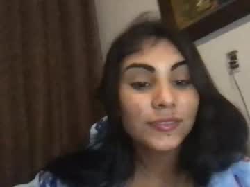 girl Live Porn On Cam with lauraxoo