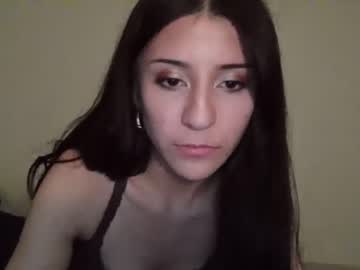 girl Live Porn On Cam with cutiecandyy