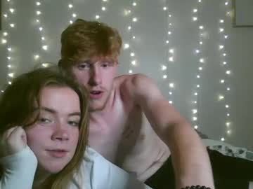 couple Live Porn On Cam with zekeee420