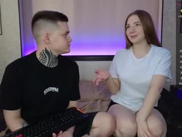 couple Live Porn On Cam with candy_bunnies