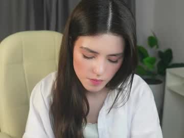 girl Live Porn On Cam with lucky_forme