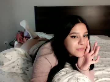 girl Live Porn On Cam with ariristorm