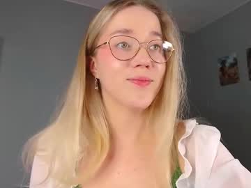 girl Live Porn On Cam with aluntick