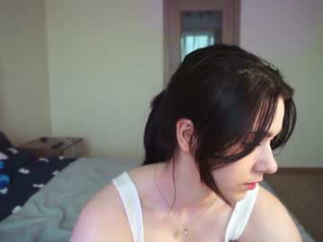 girl Live Porn On Cam with honey_dew__