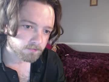 couple Live Porn On Cam with thebelleandthebull