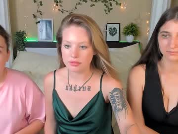 girl Live Porn On Cam with isla_meow
