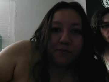 couple Live Porn On Cam with peachiestallion