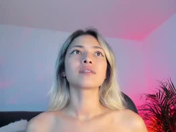 girl Live Porn On Cam with sofia_lorens6