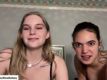 girl Live Porn On Cam with okjas