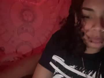 girl Live Porn On Cam with ms_brattybunny