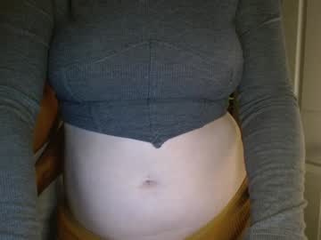couple Live Porn On Cam with poohxchi69