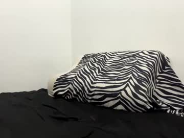 girl Live Porn On Cam with arianna_the_innocent