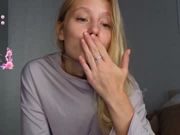 girl Live Porn On Cam with white_lime