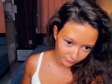 girl Live Porn On Cam with leilahalo