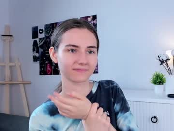 girl Live Porn On Cam with approche_toi_petite