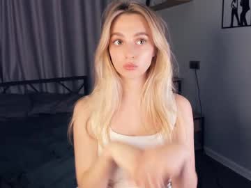girl Live Porn On Cam with ohana_massari