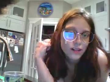 girl Live Porn On Cam with ayowen