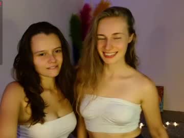 couple Live Porn On Cam with sunshine_souls