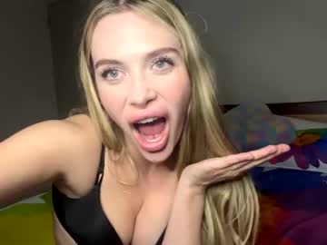 girl Live Porn On Cam with savsxy