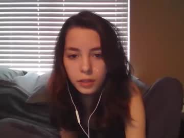 girl Live Porn On Cam with j4m1eluv