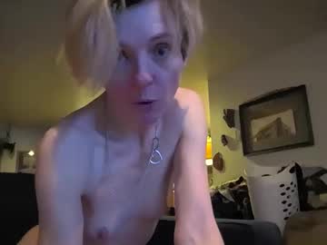 couple Live Porn On Cam with mightydeer_petitenymph