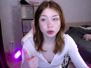 girl Live Porn On Cam with lower_angel