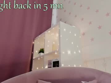 girl Live Porn On Cam with loriwade