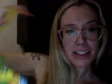 girl Live Porn On Cam with botanist_barbie