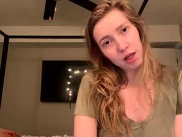 girl Live Porn On Cam with chloesorenson