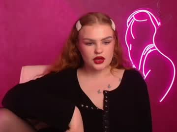 girl Live Porn On Cam with viness_youu