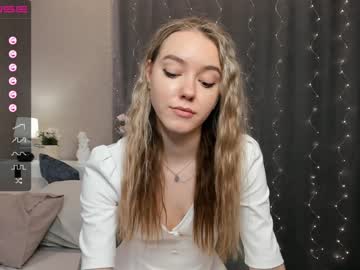 girl Live Porn On Cam with shelbywheatwillow