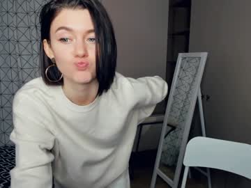 girl Live Porn On Cam with mias_energy