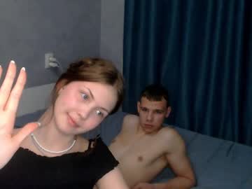 couple Live Porn On Cam with luckysex_