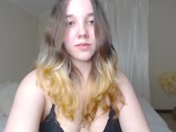 girl Live Porn On Cam with kitty1_kitty