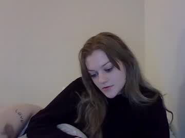 girl Live Porn On Cam with unholyxholly